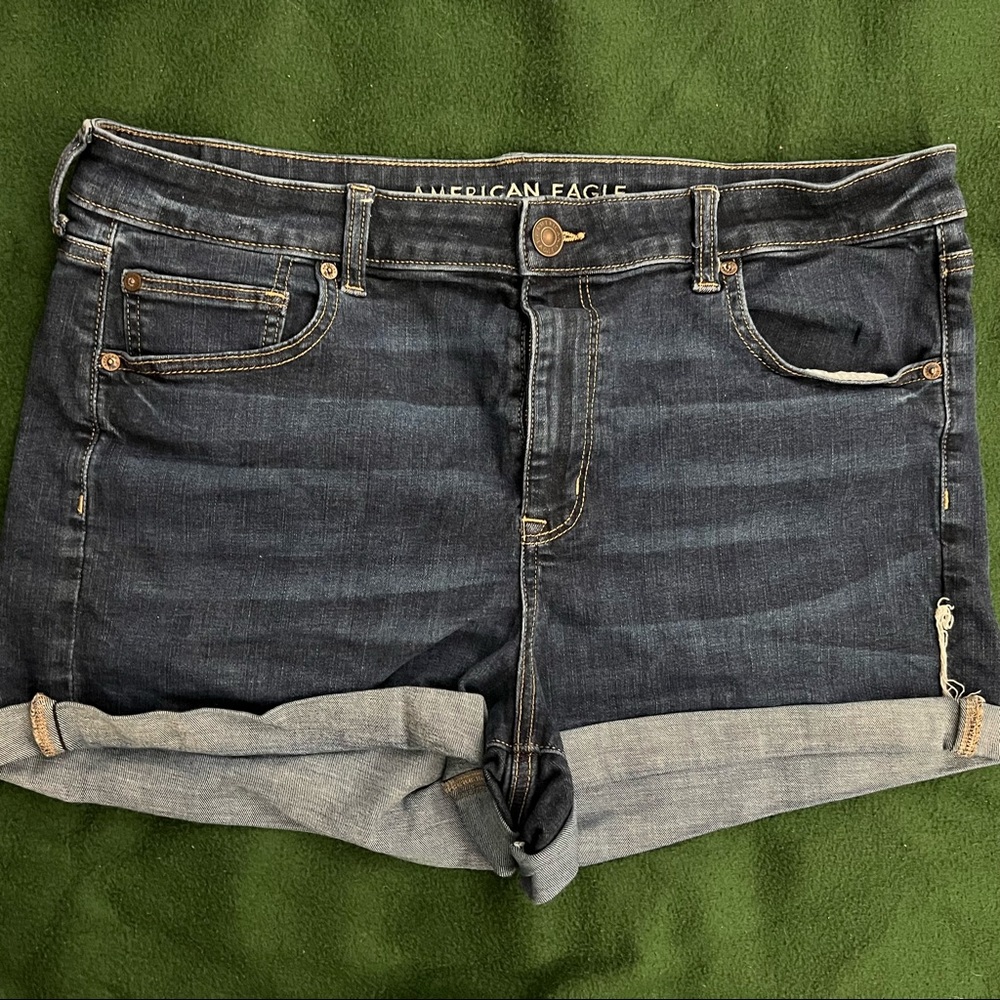 American Eagle Blue Denim Shorts Size 18